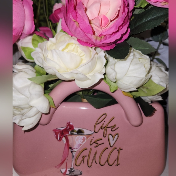 NWT Glam Designer G Logo CeramicVase Pink Designer Vase USA Vase Only - Picture 5 of 9